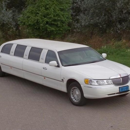 Lincoln limousine